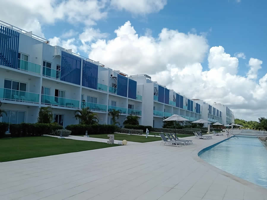 AB136, Excellent Penthouse for sale at Cana Rock Condos, Cana Bay, Punta Cana