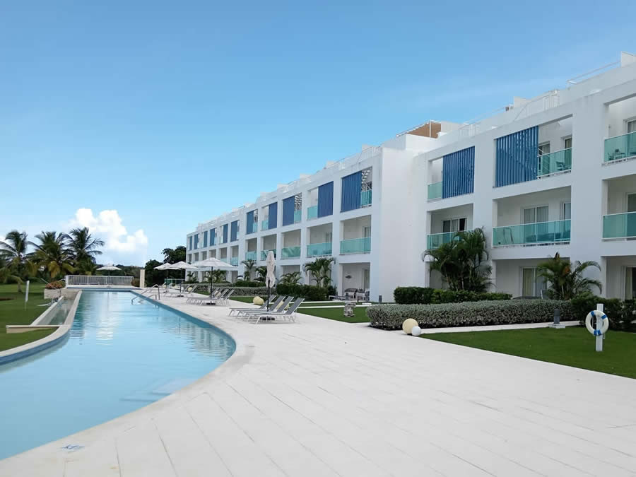 AB152, Excellent 2 bedroom condo for rent at Cana Rock Condos, Cana Bay, Punta Cana