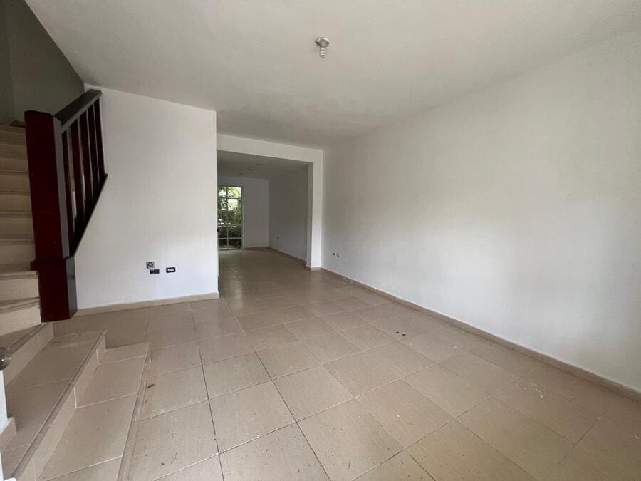 casa-sin-muebles-alquiler-villas-del-sol-bavaro (2)