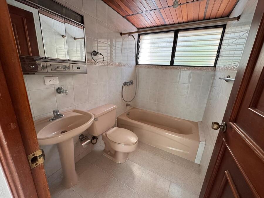 apartamento-venta-evaristo-morales-santo-domingo (6)