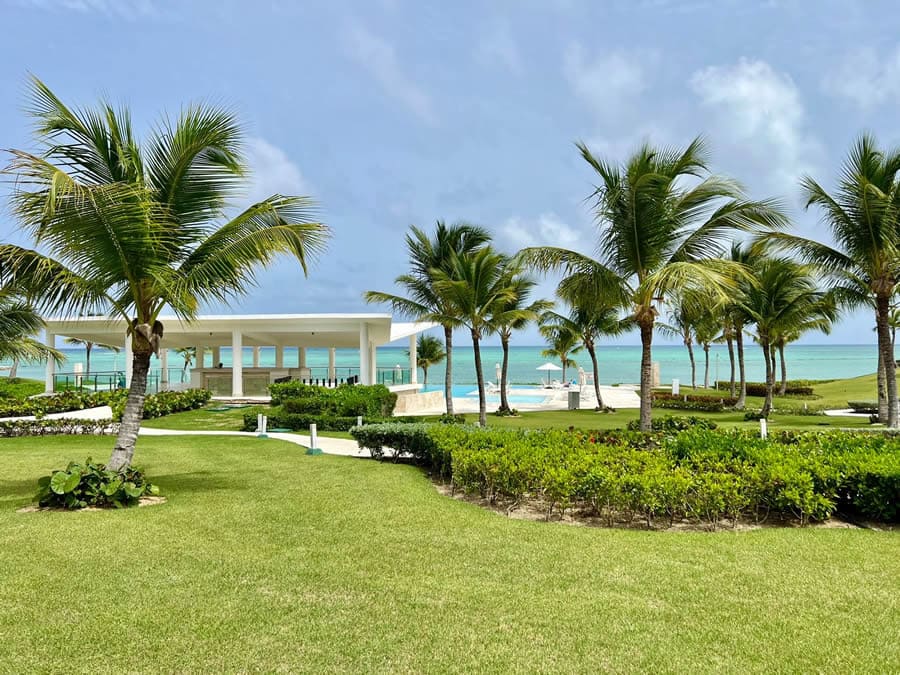 beachfront-apartment-for-rent-punta-palmera-cap-cana (2)